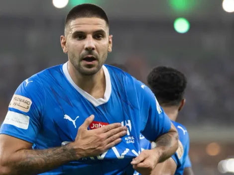 Hat-trick de Mitrovic encamina la remontada de Al Hilal en el clásico