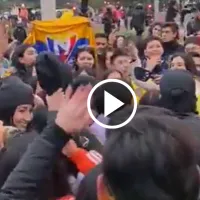 (VIDEO) Hinchas ecuatorianos muestran su apoyo a \'La Tri\' en Argentina
