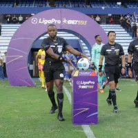 Emelec \'explota\' y pide sanción para los árbitros de su partido contra Aucas