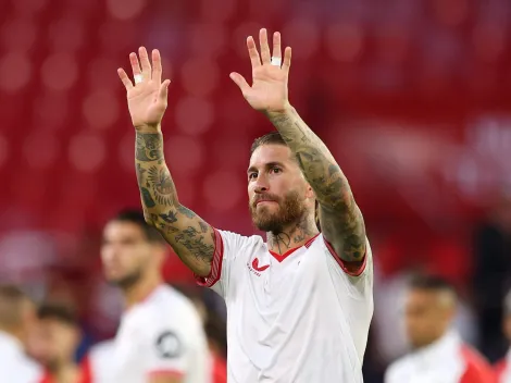 Sevilla salió del descenso en el debut de Sergio Ramos