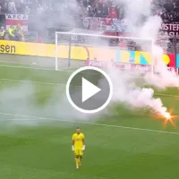 ¡Disturbios! Hinchas de Ajax enfurecen en el Klassieker