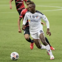 ¿Alguno se va?: Desde Liga de Quito hablan del futuro de Jhojan Julio y Luis Zubeldía