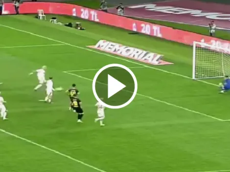 Icardi quiso emular un penal de Messi ¡y la falló!