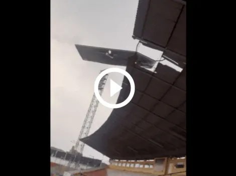 Techo del estadio de Deportivo Cuenca colapsó tras fuertes lluvias