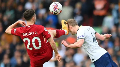 Liverpool y Tottenham se enfrentan por la Premier League.