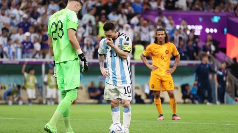 Noppert trató de desconcentrar a Messi en los penales entre Países Bajos y Argentina.