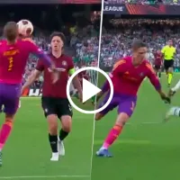 Insólito error del arquero y gol de Assane Diao en Betis vs Sparta Praga