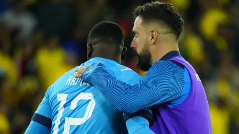 Galíndez fue a felicitar a Ramírez al final del partido.