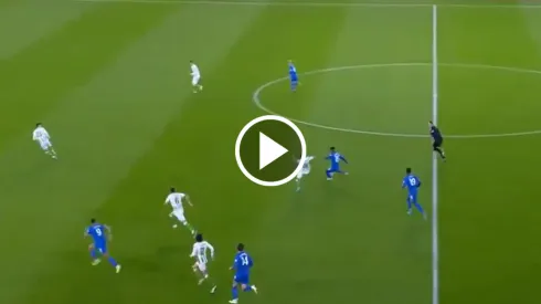 El volante ecuatoriano asistió en la victoria del Rangers.