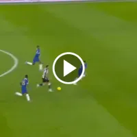 ¿Error de Moisés Caicedo? El ecuatoriano no alcanza un pase y Chelsea sufre un gol (VIDEO)