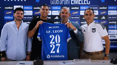 Luis Fernando León renovó con Emelec hasta 2027