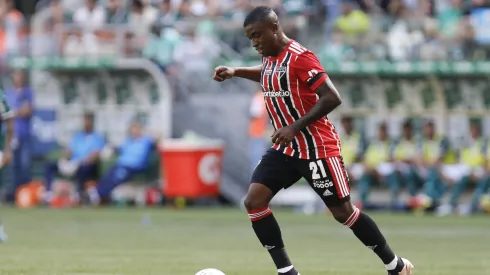 El futbolsita ecuatoriano ha tomado esta decisión para su carrera