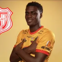 Técnico Universitario advierte a Barcelona SC por Alex Rangel