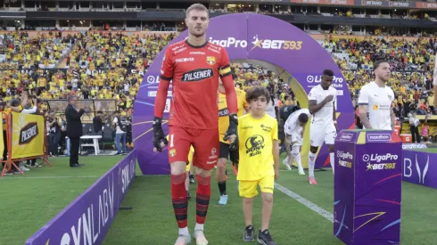 El arquero ecuatoriano podría irse a este grande de Sudamérica