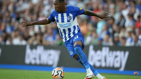 BRIGHTON, ENGLAND - SEPTEMBER 02: Pervis Estupinan of Brighton & Hove Albion runs with the ball during the Premier League match between Brighton & Hove Albion and Newcastle United at American Express Community Stadium on September 02, 2023 in Brighton, England. (Photo by Steve Bardens/Getty Images)