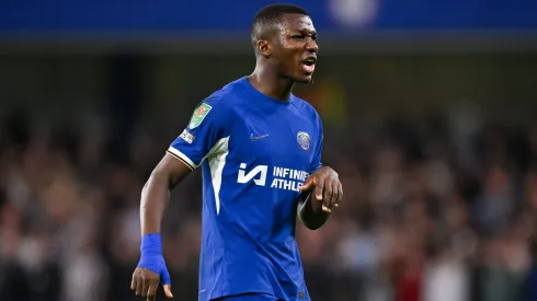 Nuevamente critican al ecuatoriano en Inglaterra