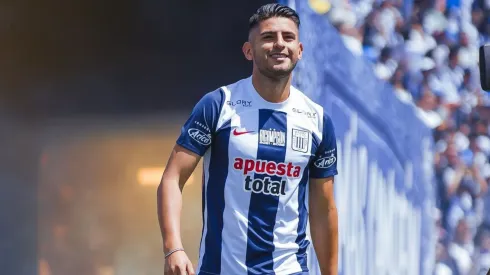 El central peruano le mandó un contundente mensaje a la hinchada de Alianza Lima