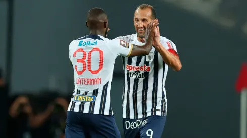 Alianza Lima y Hernán Barcos.