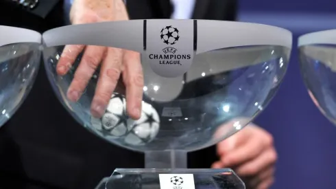 UEFA planifica realizar el sorteo de la Champions League 2024/2025 con una computadora.