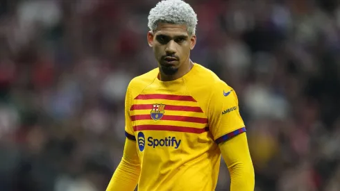 Bayern Munich le ofertó al FC Barcelona 100 millones de euros por la ficha de Ronald Araújo.