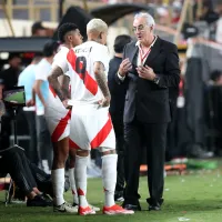 Jorge Fossati lo quiere como alguien fijo en la Selección Peruana y en su club la pasa feo