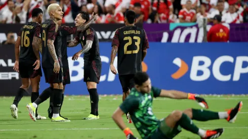 Selección Peruana versus El Salvador y los hinchas critican elección de Jorge Fossati