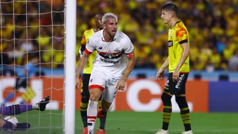 Sao Paulo fue muy superior a Barcelona SC y lo venció