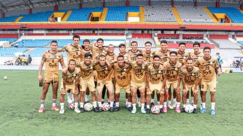 Equipo de Liga 2 rescata la raíz peruana para subir directo a primera división