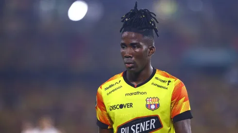 El extremo de Barcelona SC se cambio de peinado con la llegada de Ariel Holan