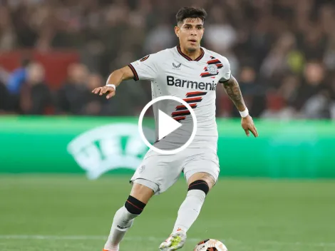 VIDEO | Piero Hincapié casi marca en las semifinales de la Europa League