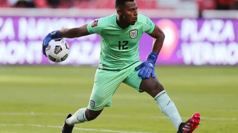 — Ecuador's goalkeeper Pedro Ortiz is seen during his South American qualification football match for the FIFA World Cup Qatar 2022 against Chile at the Rodrigo Paz Delgado Stadium in Quito on September 5, 2021. (Photo by Jose Jacome / POOL / AFP)