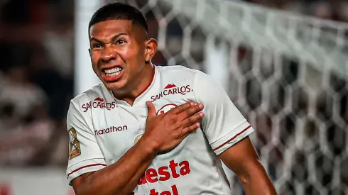 Universitario vs. Liga de Quito por Copa Libertadores 2024.