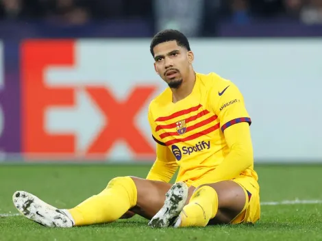 Contundente: primera decisión de Hansi Flick con Ronald Araújo