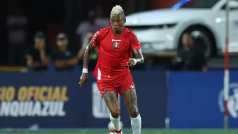 El delantero ecuatoriano se mandó un golazo en Colombia