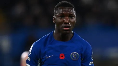 El volante ecuatoriano tendrá un duro partido en el debut con Chelsea