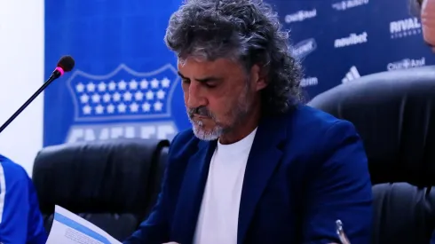 La polémica que aún persigue a Leonel Álvarez, tras su paso por Paraguay