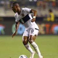 Carlos Gruezo sorprende a todos y se queja de los hinchas de Ecuador