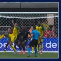 VIDEO Así analizó el VAR la polémica mano de Alan Franco con la Selección de Ecuador