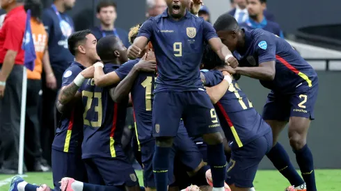 LAS VEGAS, NEVADA - JUNE 26: John Yeboah #9 of Ecuador of Ecuador celebrates with teammates after a shot by Piero Hincapie #3 deflected off of Kasey Palmer #14 of Jamaica for an own goal during a CONMEBOL Copa America 2024 Group B match at Allegiant Stadium on June 26, 2024 in Las Vegas, Nevada. Ecuador defeated Jamaica 3-1. (Photo by Ethan Miller/Getty Images)