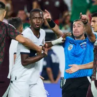 VIDEO El audio del VAR que salvó a Ecuador de un penal ante México