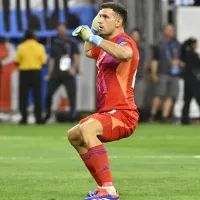 Dibu Martínez lo hizo de nuevo: el baile del arquero en plena definición por penales de Argentina vs. Ecuador