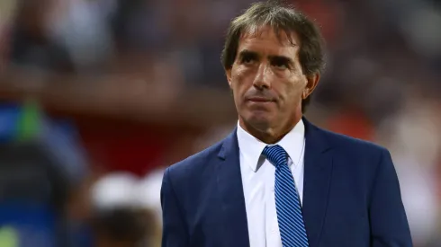 El DT se deja querer por los hinchas de Ecuador