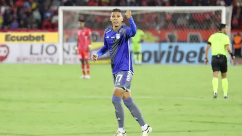 León tiene contrato con Emelec hasta 2027.