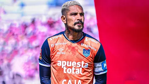 Paolo Guerrero, todavía jugador de la César Vallejo.