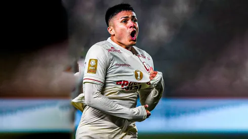 Jairo Concha jugando el clásico entre Universitario vs. Alianza Lima.
