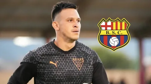 El arquero de Liga de Quito carga contra Barcelona SC