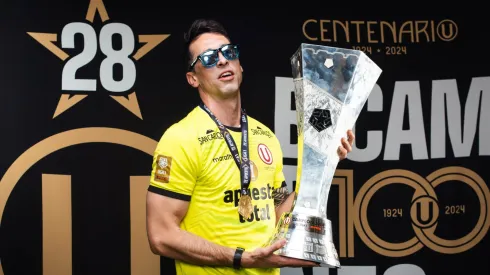 Crack de la "U" se enojó bastante con Jean Ferrari