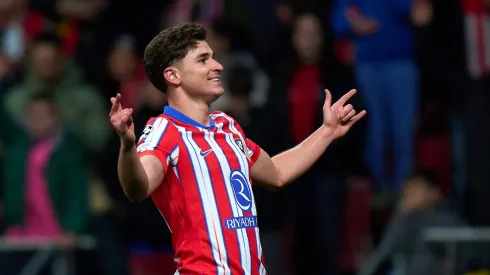 Julián Álvarez festeja por los registros de Atlético Madrid en Austria.