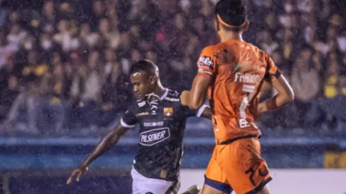 Barcelona SC goleó a Libertad