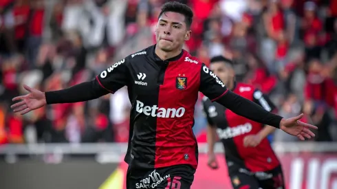 Jefferson Cáceres, en su etapa en Melgar.